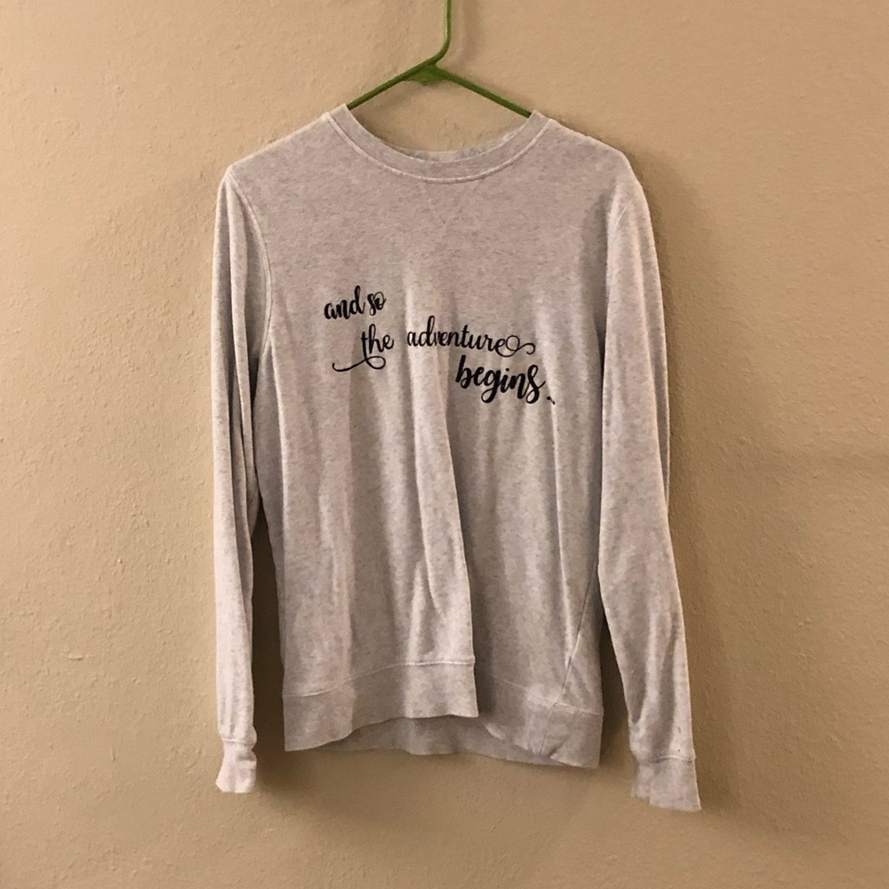 Sweatshirt